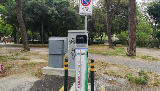 Allaccio e manutenzione colonnine di ricarica elettriche pubbliche